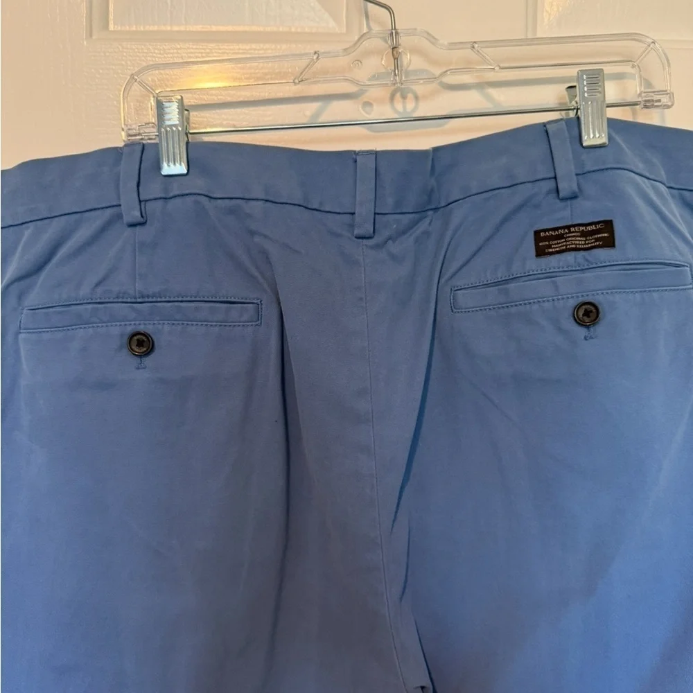 Banana Republic Men’s Aiden Chinos Blue Size 40 X 36 EUC